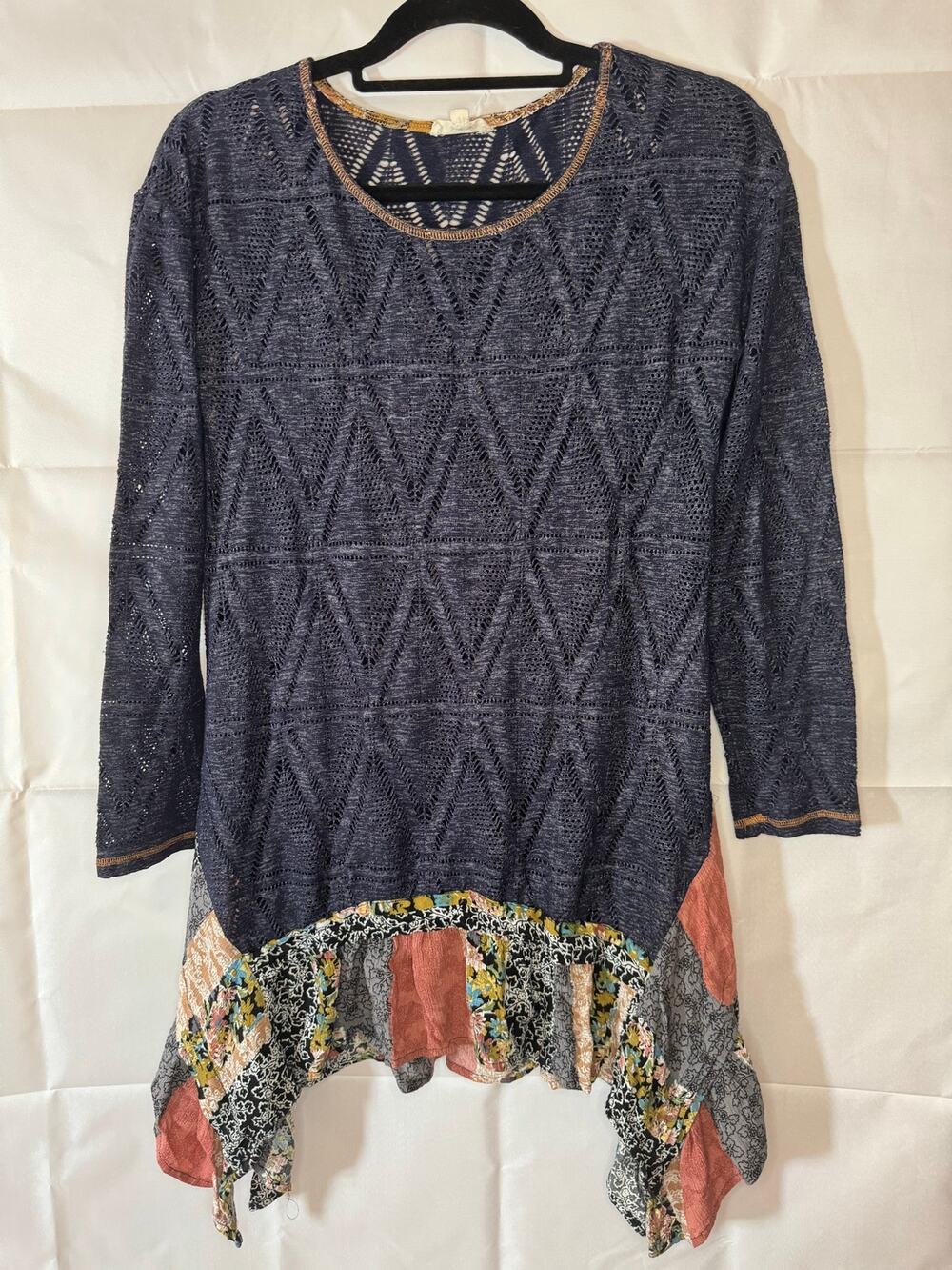 Women’s S Folksy Indie Dark Boho Oddy Layering Top